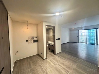 Chính chủ cần bán căn studio 46m tại tháp soho heritage west lake - vị trí vàng: 677 lạc long 0