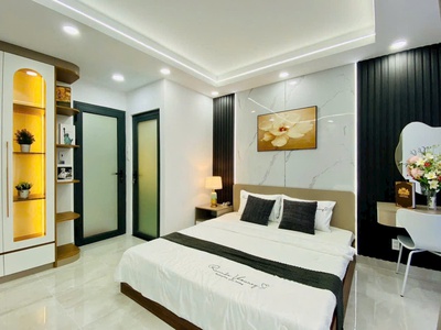 Chính chủ bán gấp nhà đẹp 3 tầng, hẻm ô tô thông, nhà có thang máy ở đường thống nhất, gv, gia chỉ 3