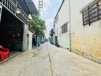 Bom tấn giảm 4 tỷ gấp bán nhà xưởng liên khu 10-11 bình tân hẻm 6m 420m2 - 26 tỷ 0