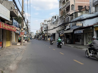 Chính chủ cho thuê nhà nguyên căn mt lạc long quân q11 - 4m x 16m - 5 tầng - 40 triệu 2