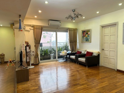 Cho thuê chung cư Hà Thành Plaza - 102 Thái Thịnh, 114m, 2 phòng ngủ, đủ đồ 4