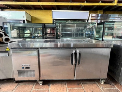 Thanh lý tủ bàn mát inox 2 cửa Berjaya - malaysia 1M8 0