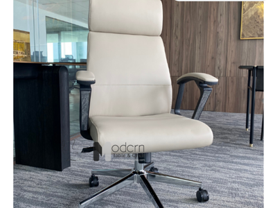 Ghế xoay lãnh đạo nệm da dày CM4430-P tại HCM 2