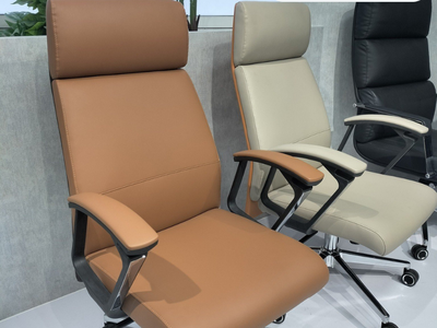 Ghế xoay lãnh đạo nệm da dày CM4430-P tại HCM 1