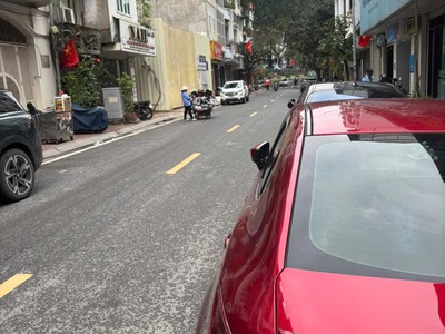 Mặt Phố Phó Đức Chính Ba Đình,6T thang máy 75m2 MT5m 52.8 tỷ 0