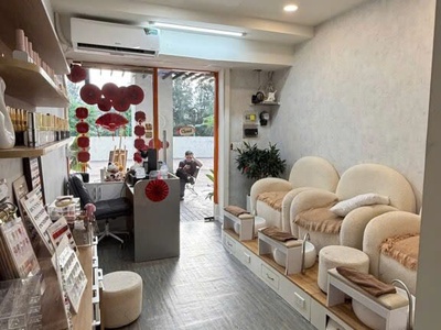 Sang nhượng tiệm nail   mi   gội khu skygarden quận 7 2