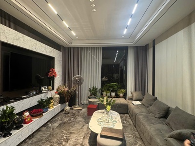 Nhà đẹp chính chủ - giá tốt - vị trí đắc địa tại bồ đề, quận long biên 1