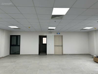 Cho thuê tầng 3,4 tòa nhà vpbank bà triệu, 250m2/sàn,giá 75 triệu/tầng/tháng/ phù hợp làm văn phòng 3