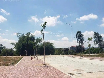 Bán đất vàng   mặt tiền 18m   giáp 2 khu công nghiệp   chỉ 830 triệu 0