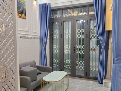 Bán nhà mới đẹp dương bá trạc p2q8 p.chánh hưng 2