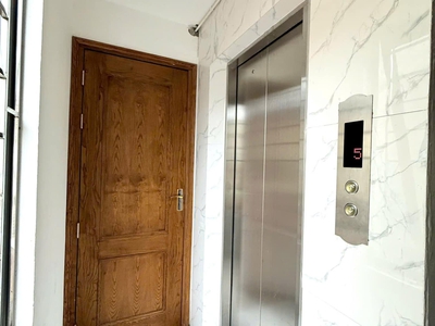 Mặt Phố Phó Đức Chính Ba Đình,6T thang máy 75m2 MT5m 52.8 tỷ 2