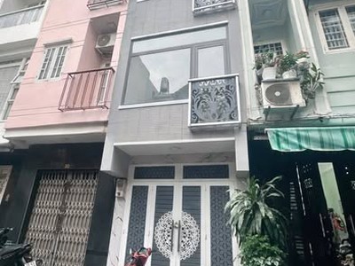 Nhà mặt tiền đường vĩnh hội quận 4 cũ. 0