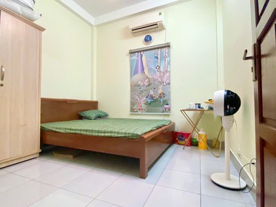 Bạn cần mua nhà 4 phòng ngủ, tài chính quanh 9 tỷ, gần cầu chương dương 4