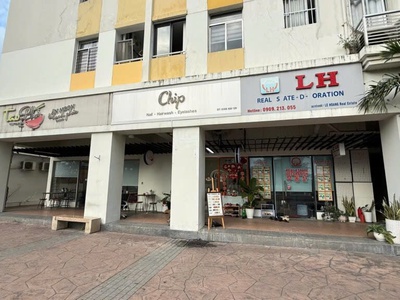 Sang nhượng tiệm nail   mi   gội khu skygarden quận 7 0