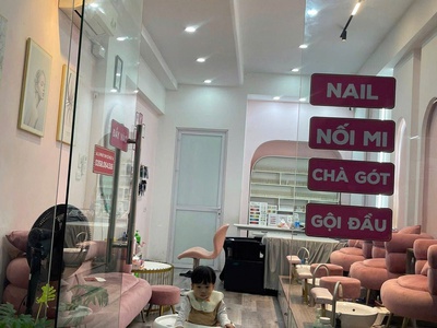 Con nhỏ k ai quản lý nên mình cần sang nhượng lại tiệm nail mi hoạt động được 3 năm 1