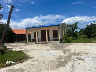 Cho thuê 1847m2 nhà và đất mt đường hưng nhơn 1