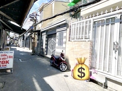 Bán nhà ngay trung tâm quận 4 - ngang đẹp 5.6m2- đất full thổ cư- đ.đoàn văn bơ- lưu thông xóm 1