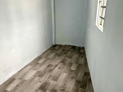  bán nhà đường xóm chiếu- dt:34.2m2- chỉ 2 đồng 9- khu dân cư hiện hữu 4