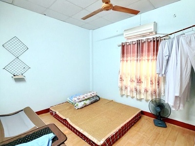 Nhà bán tọa lạc trên đ.tôn thất thuyết với dtsd hơn 154m2- ngang lớn- giao thương với tôn đản và 3