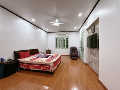 Bán nhà quận thanh xuân  mặt ngõ thông ô tô vào nhà   178m    giá tốt nhất khu  lh 0975124520 4