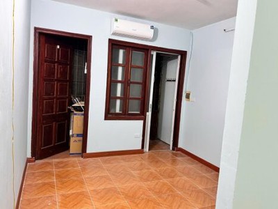 Chính chủ cho thuê căn hộ mini  ccmn , tại số 23 ngõ 192 phố khương thượng  trung tâm quận đống đa 3