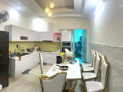 Giảm sốc còn 8 1 tỷ nhà hẻm 8m xe tải quang trung gò vấp áp dụng đến 15 /3 gặp chính chủ thương 3