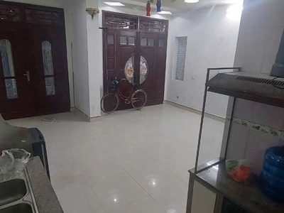 Cho thuê nhà mặt ngõ Hồ Sen , Lê Chân . Làm spa , mi móng kết hợp ở ok 1