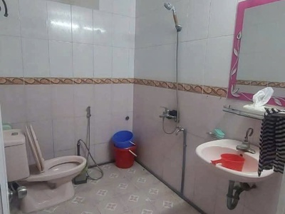 Cho thuê nhà mặt ngõ Hồ Sen , Lê Chân . Làm spa , mi móng kết hợp ở ok 2