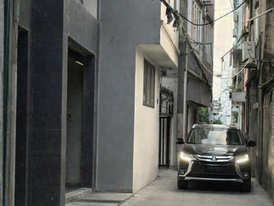 Bán nhà thượng thanh   6 tầng thang máy   ô tô 7 chỗ vào nhà   gara rộng   giá 11 tỷ 3