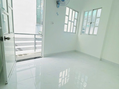 Nhà ba đình, 15.5m2, 2 lầu đúc, sh riêng, p8 q8, chỉ 2.68tỷ 2