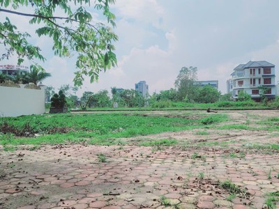 Bán lô đất TMDV góc 3 mặt tiền khu Trường Thịnh, ph Tứ Minh, TP HD, 800m2, giá tốt 1