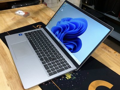 Laptop Dell Inspiron 15 3530 Core i5-1334U RAM 8GB SSD 512GB VGA ON Màn 15.6 Full HD  120Hz  Máy Đẹp 4