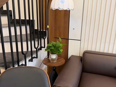 Chính chủ cần bán căn nhà 3 tầng vị trí đẹp, trung tâm thành phố. 6