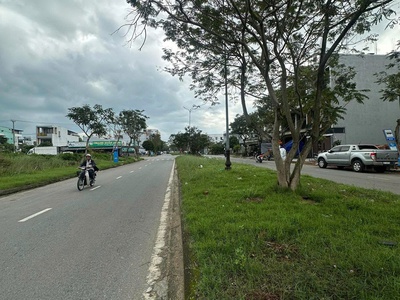 Bán 300m2 đất mặt tiền đường vân đồn đà nẵng 1