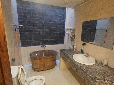 Bán nhà phân lô yên lạc 4 tầng dân xây ô tô nhỏ vào nhà sát phố hai bà trưng 3