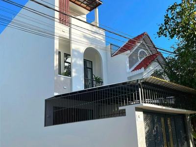 Bán Nhà 3 Tầng Full Nội Thất Khu Tái Định Cư Đất Lành View Công Viên Đắc Địa 0