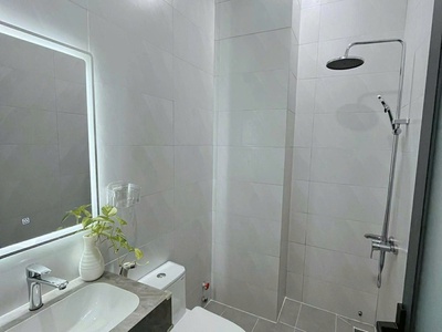 Bán Nhà 3 Tầng Full Nội Thất Khu Tái Định Cư Đất Lành View Công Viên Đắc Địa 1