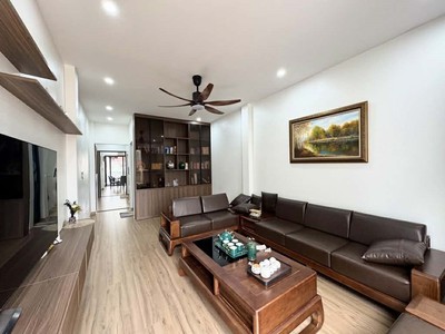 Nhà phố Nguyễn Chí Thanh 10m ra phố 62m2 x 6 tầng thang máy ô tô tránh, đỗ cửa kinh doanh, văn phòng 0