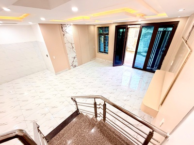 Bán nhà 4 tầng, lô góc, ngõ oto đỗ tận cửa ngày đêm tại đường Đà Nẵng 1