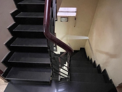 Giá 6,8 tỷ  6 phòng ngủ   2 sân thượng   hẻm xe tải 1