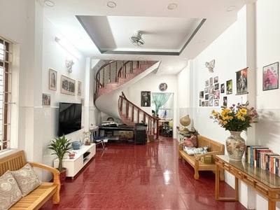 Bán nhà hxh 9m lũy bán bích tân phú, 60m2, 4x15m, 4 tầng, 5 pn, giáp tân bình chỉ 10 tỷ. 2