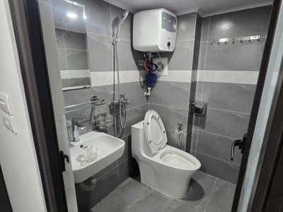 Bán căn hộ dòng tiền tốt nguyễn văn cừ 104m 7 tầng - 21 phòng mt 6m 31 tỷ long biên 3