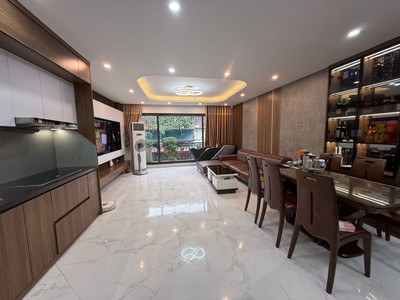 Bán nhà siêu đẹp phố trạm- ngõ cực nông full nt- dân xây- oto tránh- thang máy -48m 6 tầng 13,x tỷ 3