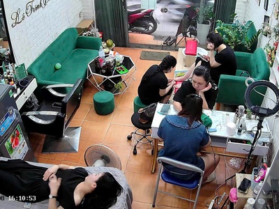 Quận đống đa sang nhượng tiệm móng mi gội gía chỉ 1xtr 3