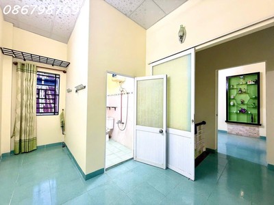 Bán nhà 2 tầng đẹp   3 mặt tiền thoáng   kết nối lê hồng phong   thích quảng đức giá bán 2,25 tỷ 1