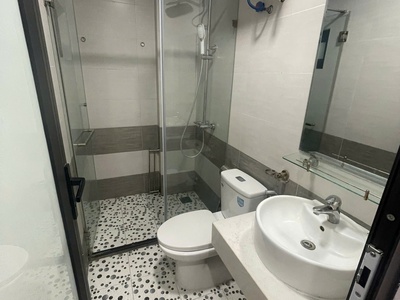 Bán gấp giá rẻ nhà văn chương 15m, 4 tầng, mặt tiền 2.8m, 3 tỷ đống đa. 0