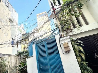 Chủ 1 đời xưa là giáo viên- bán nhà 5 tầng đ.lý thái tổ, quận 3- dt siêu lớn 190m2 ngang 9m 22m- 1