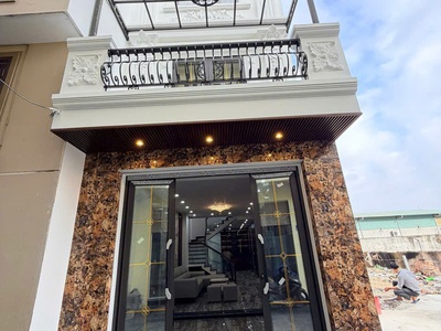 Nhà tái định cư sao sáng - 618 ngô gia tự - xây độc lập mới tinh - giá 6.2 tỉ 0