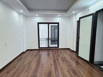 6.5 tỷ   xây mới 5 tầng việt hưng   sau bigc long biên. 1