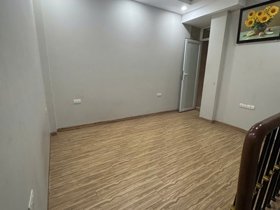 Siêu phẩm mạc thị bưởi - ô tô đỗ cổng - nhỉnh 3 tỷ - nhà đẹp ở luôn - sổ đỏ chính chủ 4